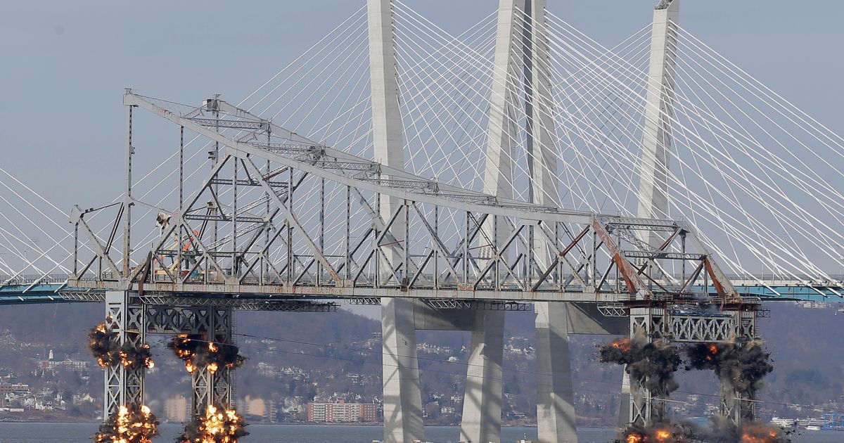 Chunk of Tappan Zee Bridge is demolished with explosives The Seattle