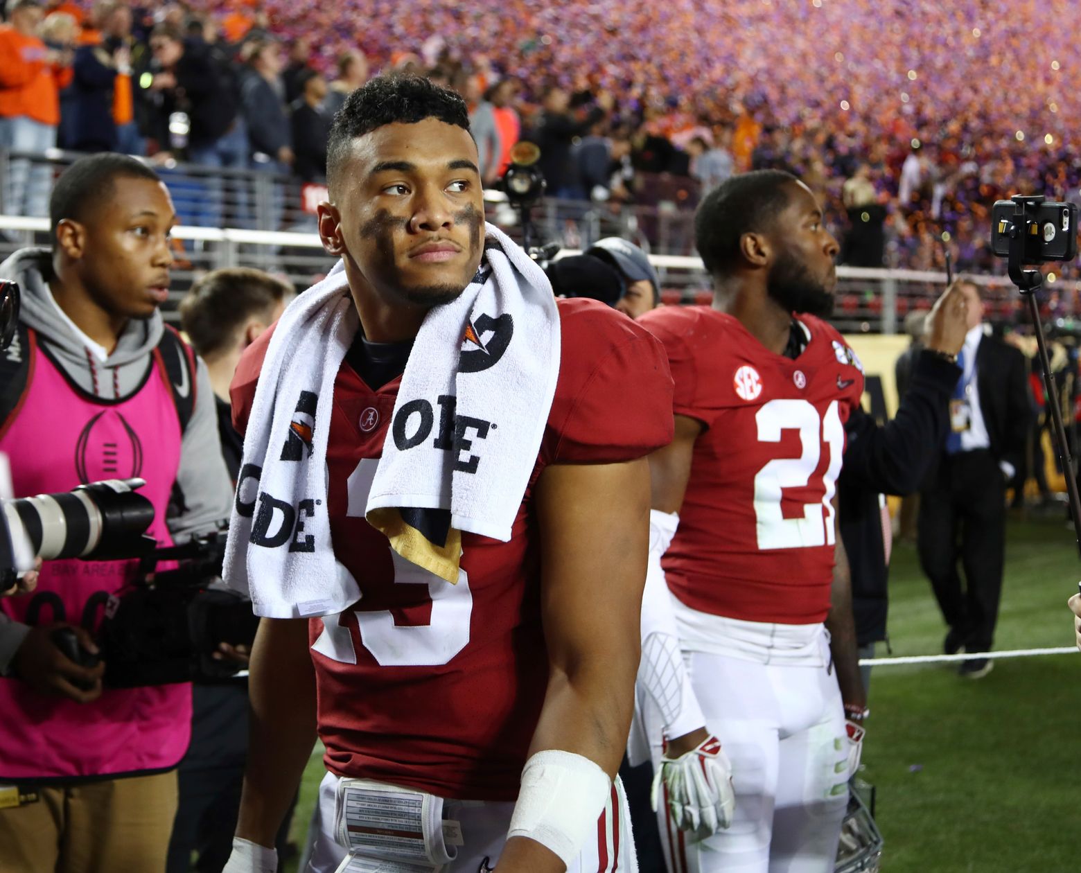 Tua Tagovailoa struggles as Alabama loses title game 44-16