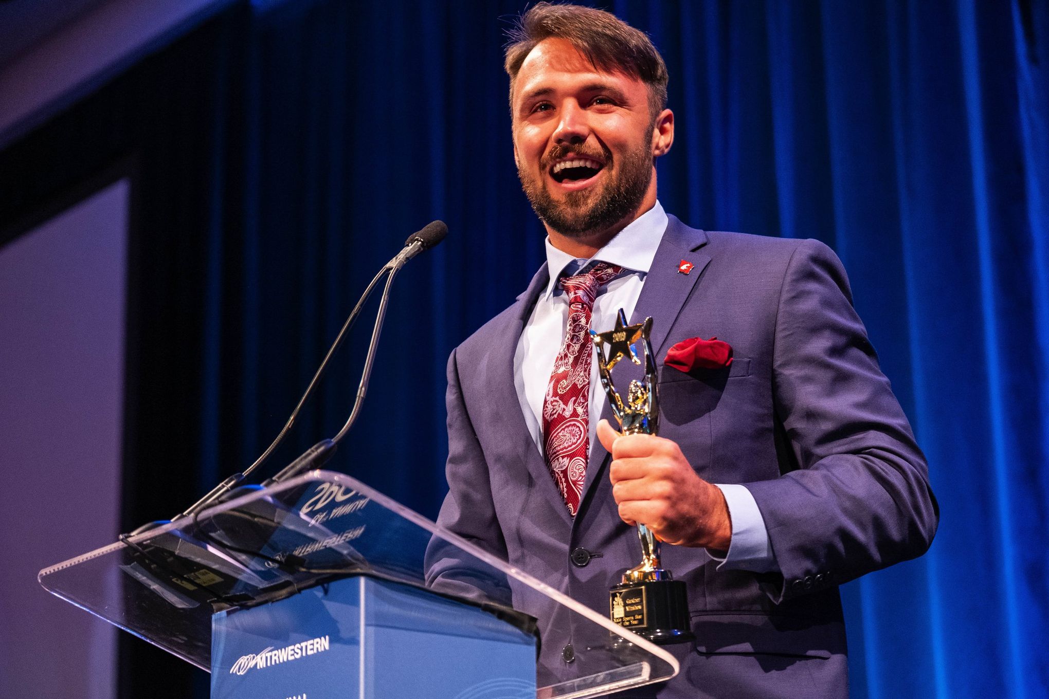 Big winners at Seattle’s 84th Sports Star of Year awards include Sue