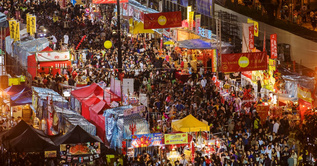 Lunar New Year holiday to be litmus test of Chinese shoppers