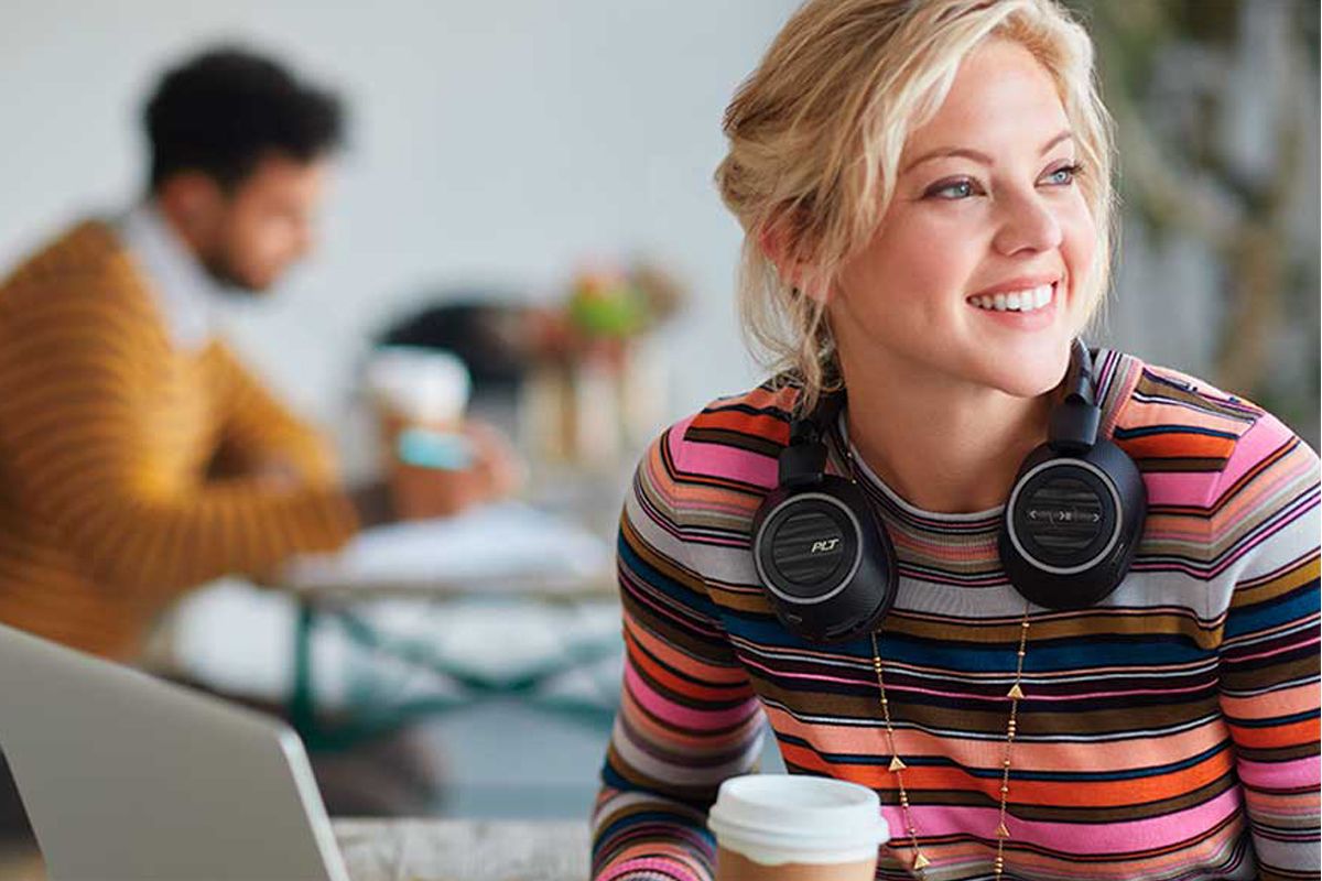 Best wireless headphones for making online calls