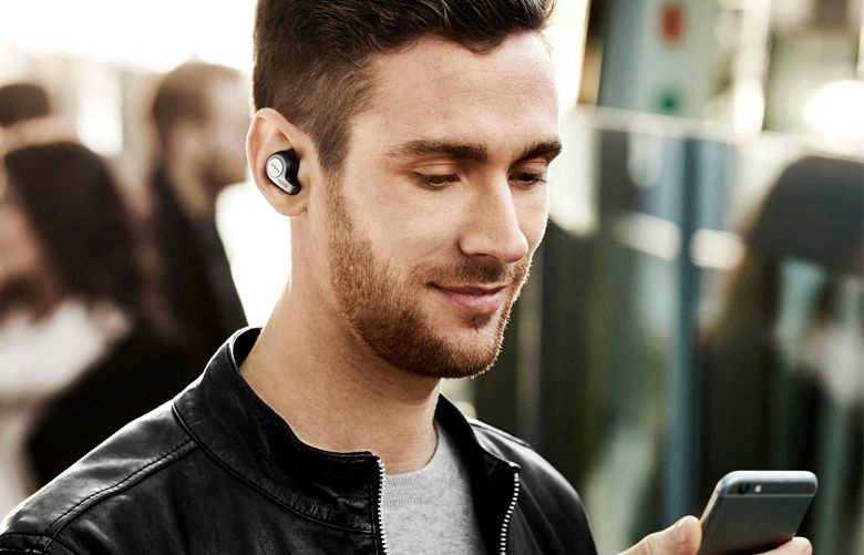 Best wireless headphones for making calls The Seattle Times