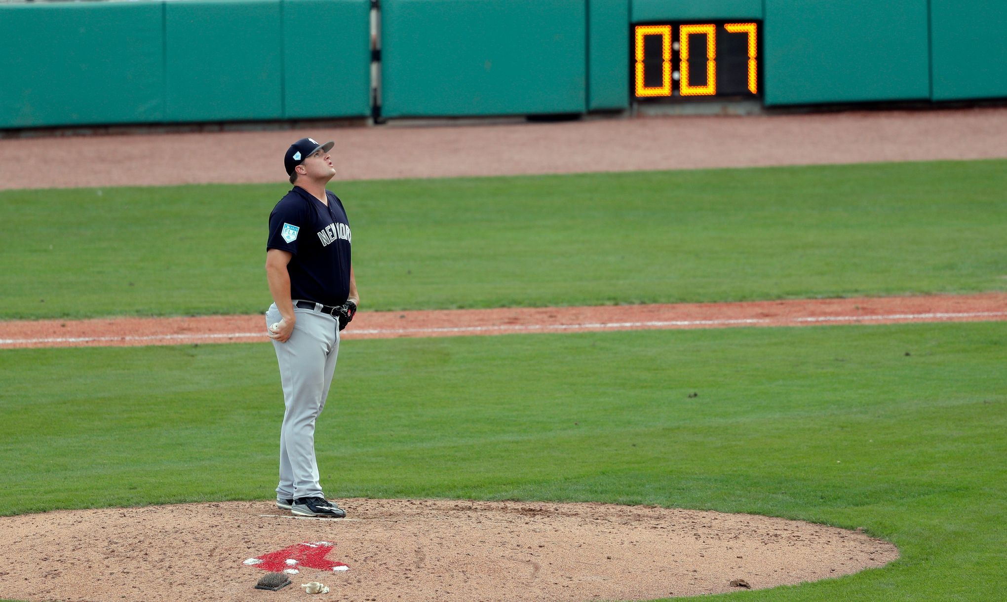 Marlins manager Don Mattingly prepares his team for Spring baseball