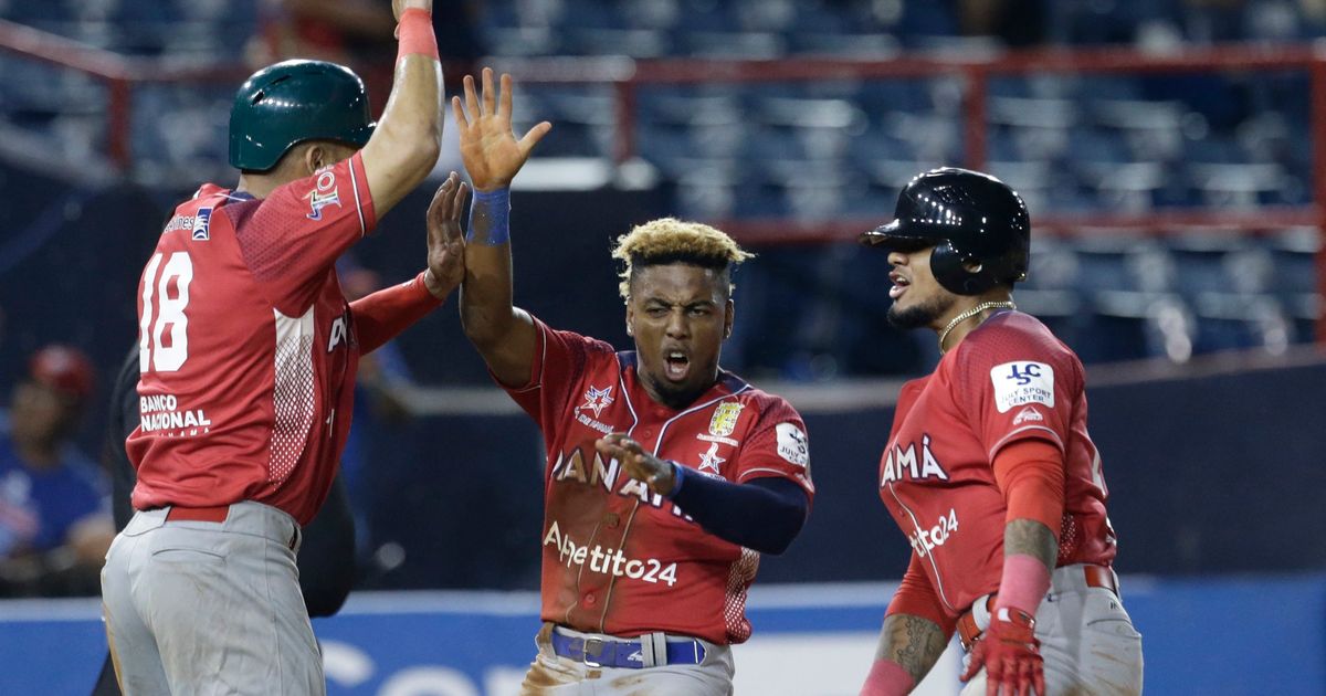 Panama rallies to beat reigning champion Puerto Rico | The Seattle Times