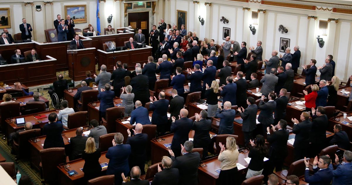 New GOP governor proposes 1,200 raise for Oklahoma teachers The