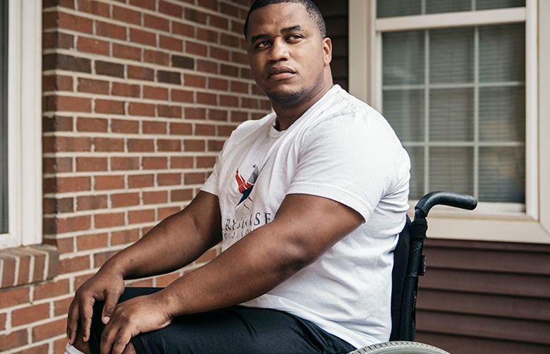 Jeremy Haynes, who is taking online courses through Walden University, at his home in Fort Belvoir, Virginia. (Justin T. Gellerson / The New York Times)