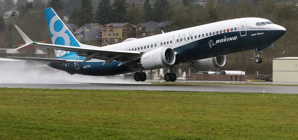 Seven weeks after it rolled out of the paint hangar, Boeing’s first 737 MAX‚ the Spirit of Renton‚ flies for the first time Jan. 29, 2016, from Renton Municipal Airport. (Mike Siegel / The Seattle Times)