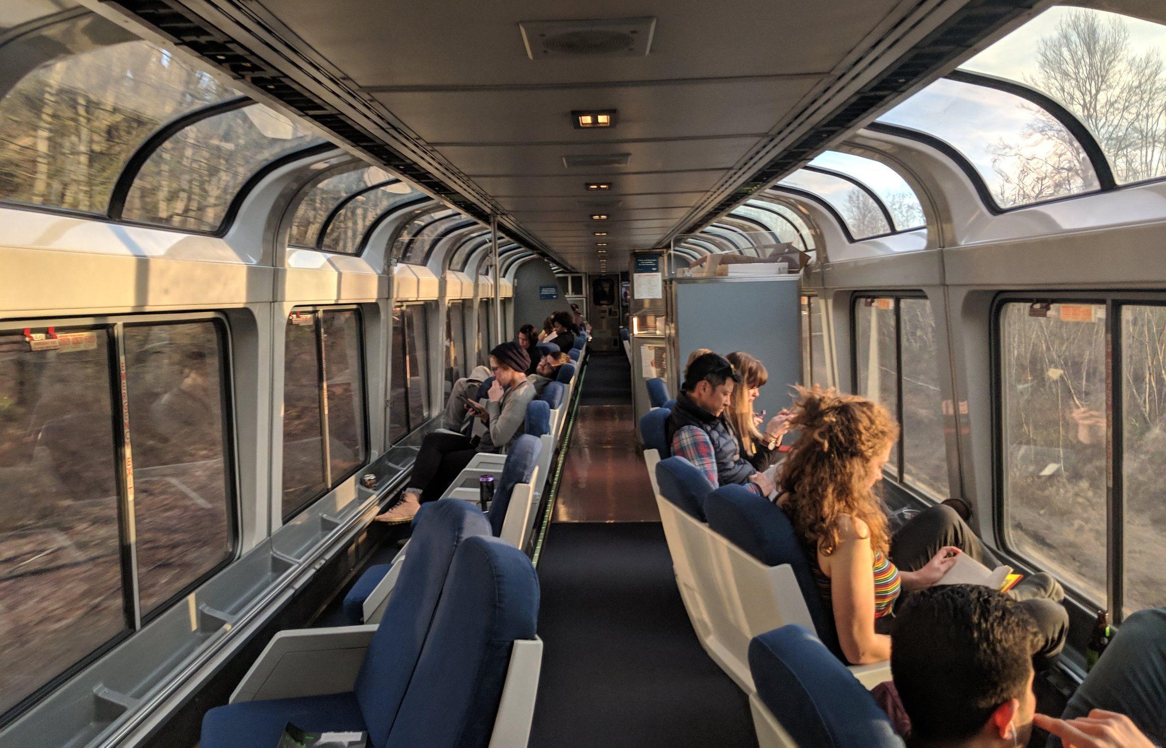 What it s like to take a 35 hour ride on Amtrak s Coast Starlight