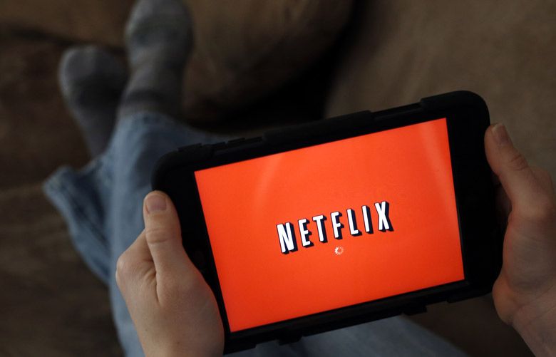 Netflix menaikkan harga AS, Kanada dengan persaingan yang meningkat
