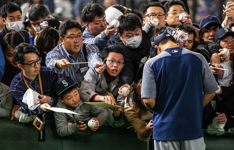 2019 Japan Opening Series — Mariners Rally for Win Over Yomiuri