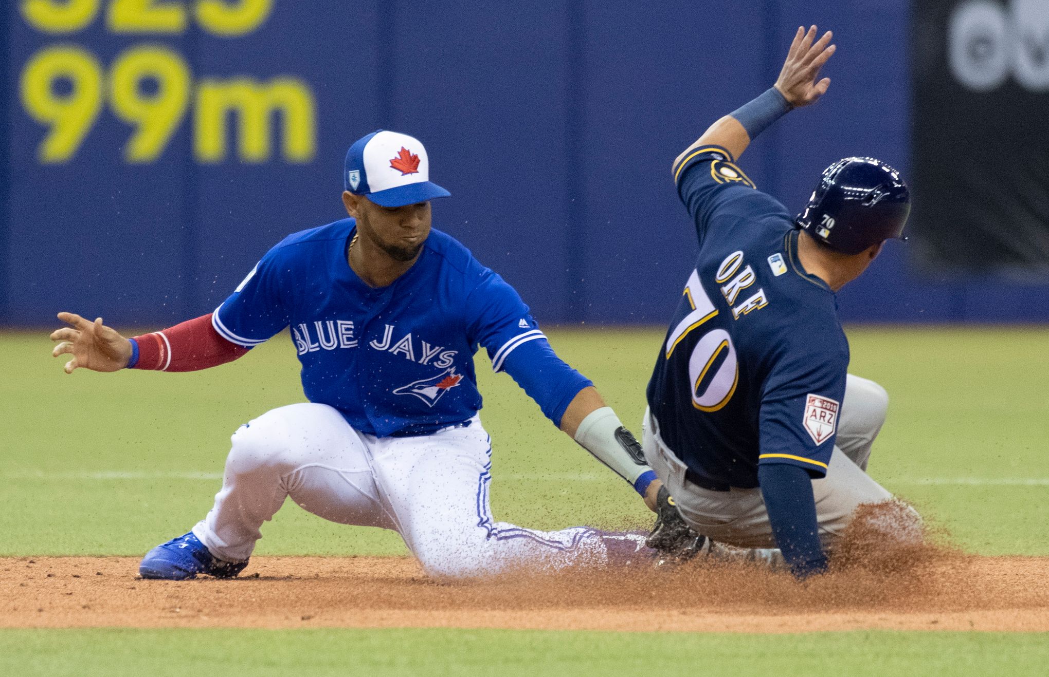 Astros trade pitcher for infielder Aledmys Diaz from Blue Jays