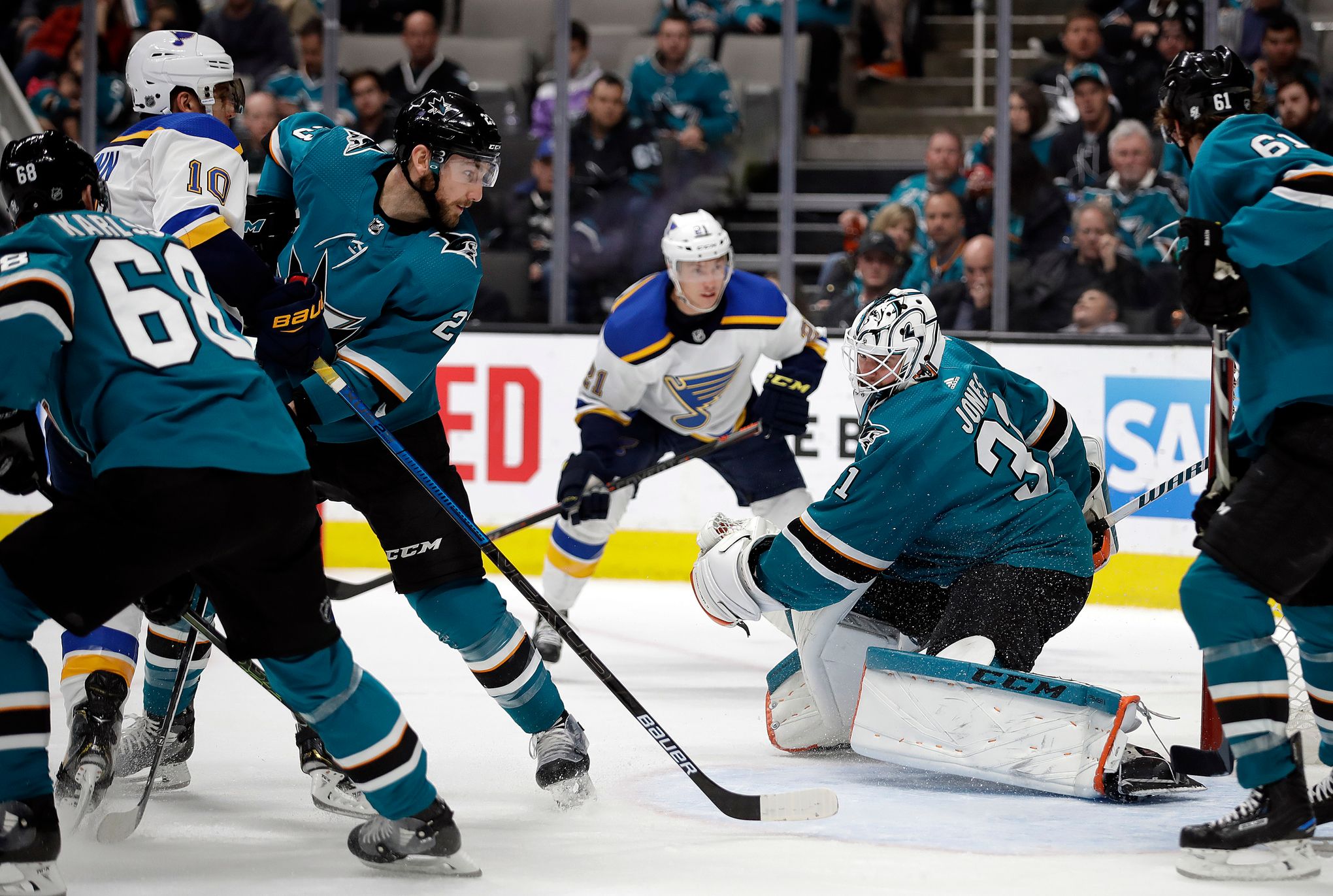 Sharks end two-game skid with 3-2 win over Sabres