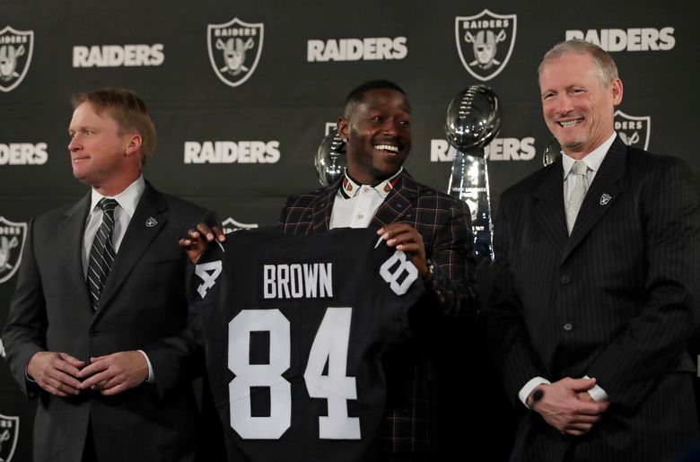 Antonio Brown wants Oakland Raiders to 'release me' after team