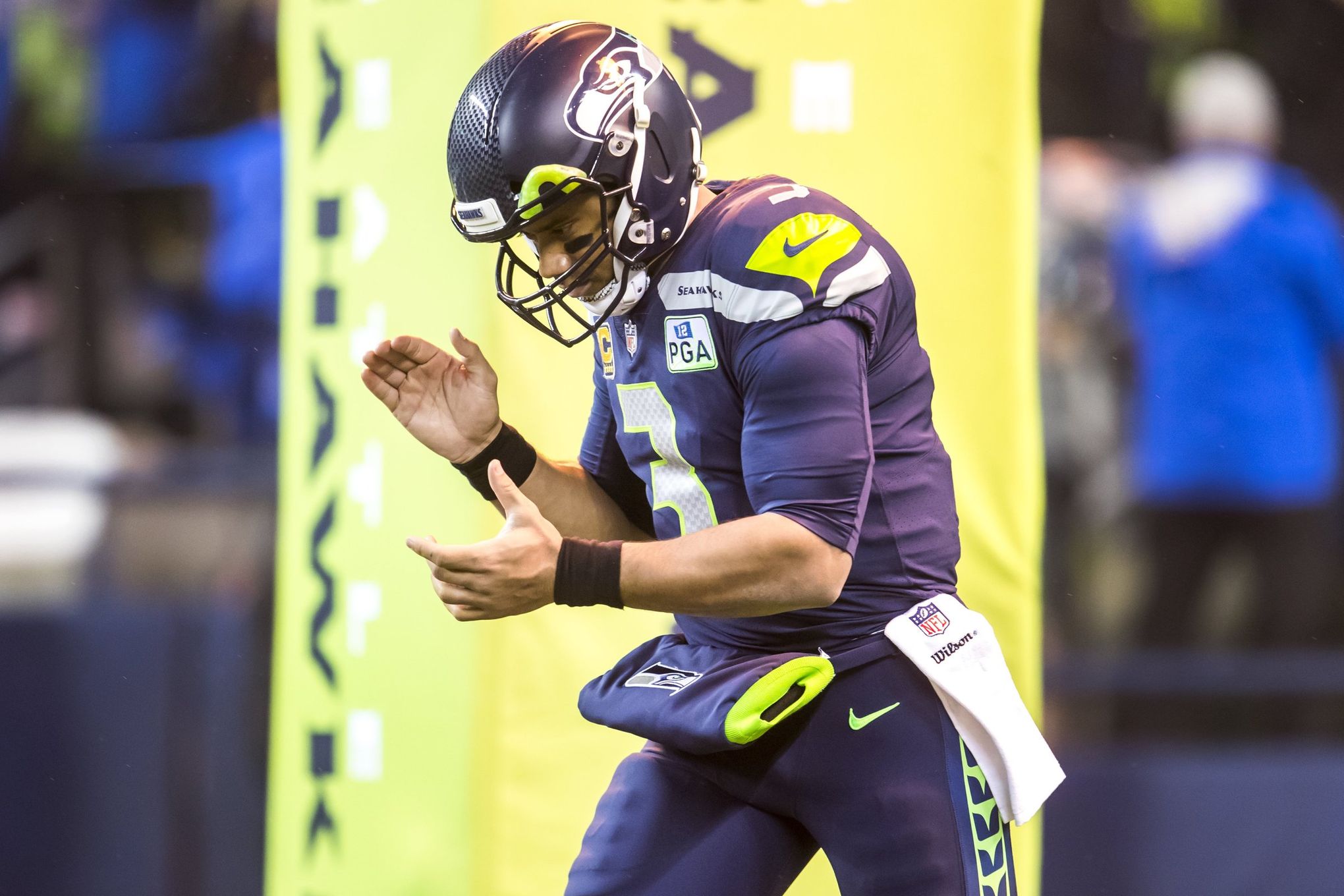 NFL's Highest-Paid Quarterbacks After Russell Wilson's Mega