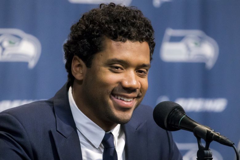 Russell Wilson reportedly gifted his offensive linemen $12,000