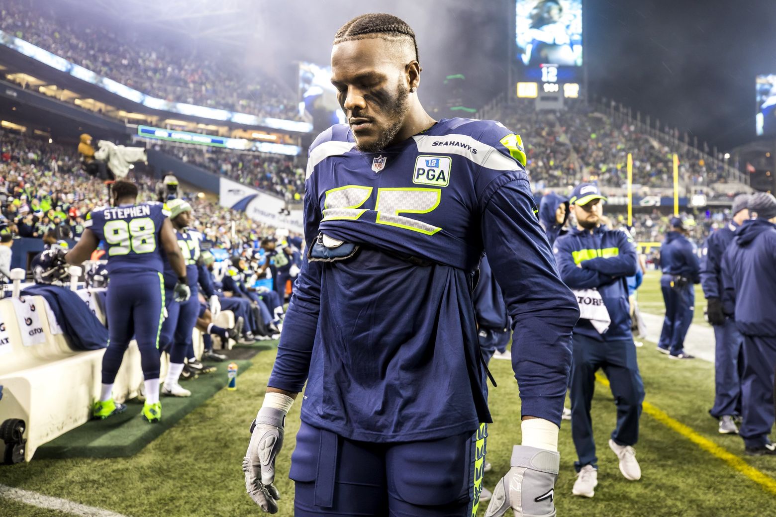 Seahawks trade Frank Clark to Kansas City Chiefs for package including 2019 first-round draft pick | The Seattle Times