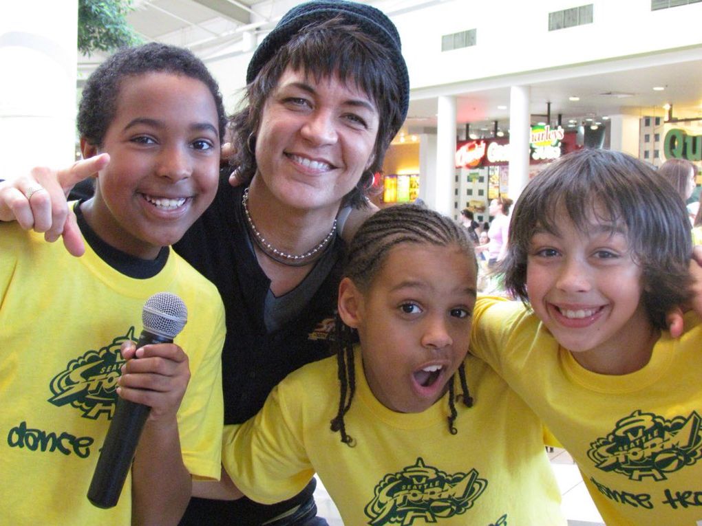 Washington cornerback Kyler Gordon (center) joined the Seattle Storm’s hip hop dance troupe at age 9 (photo courtesy Evamarie Gordon).
