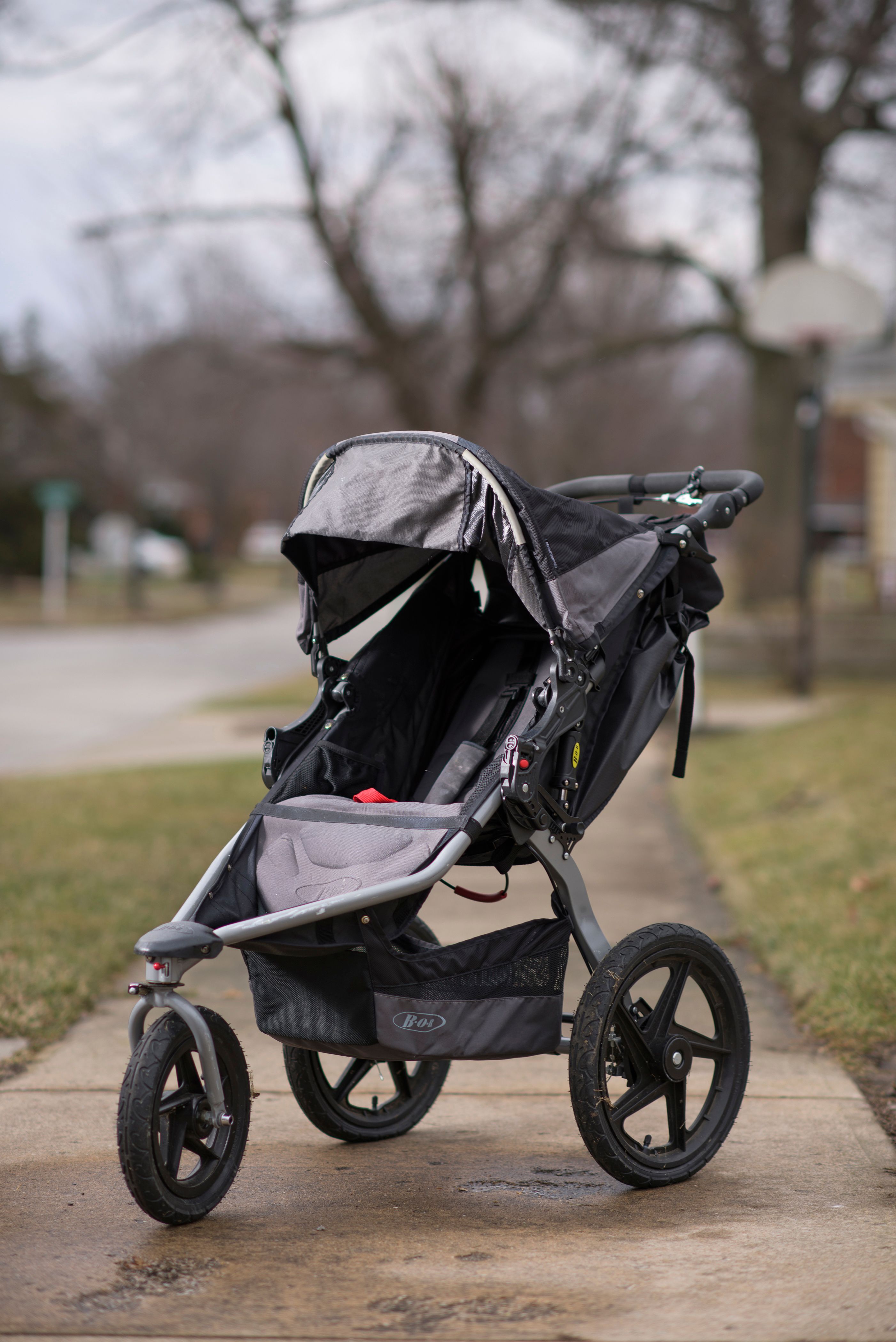 Bob stroller outlet safety