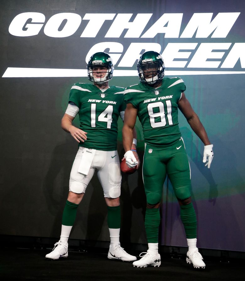 New York Jets uniforms through the years