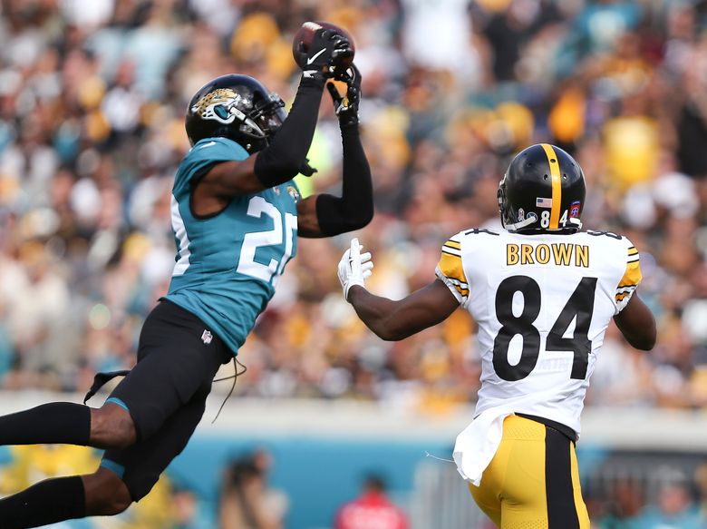 Jaguars pick up 5th-year option on star cornerback Ramsey