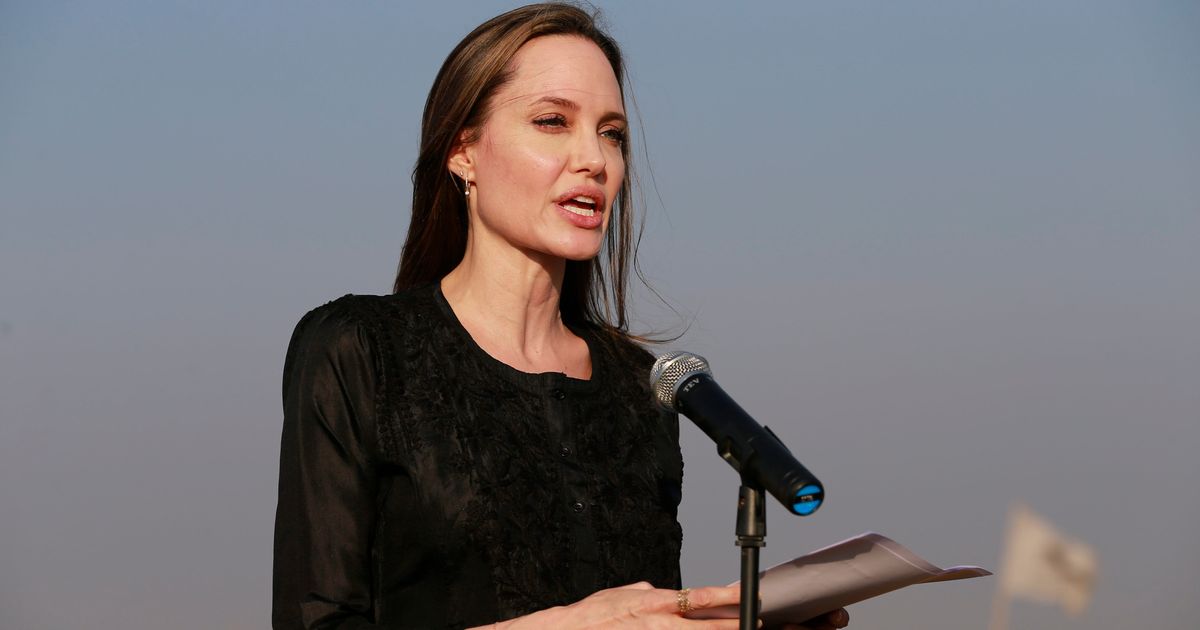 I haven't been myself for a decade, Angelina Jolie says, Blue Mountains  Gazette