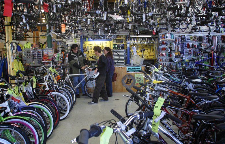 Jaime's Bike Shop, Sports