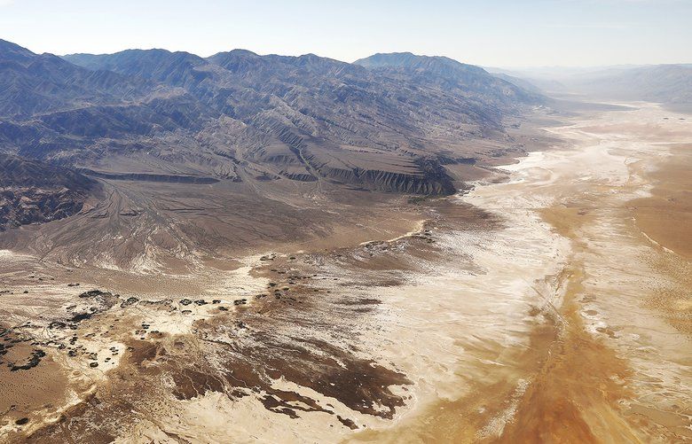 Aerial view looking south of the Panamint Mountains in Panamint Valley. (Al Seib/Los Angeles Times/TNS) 1313433 1313433