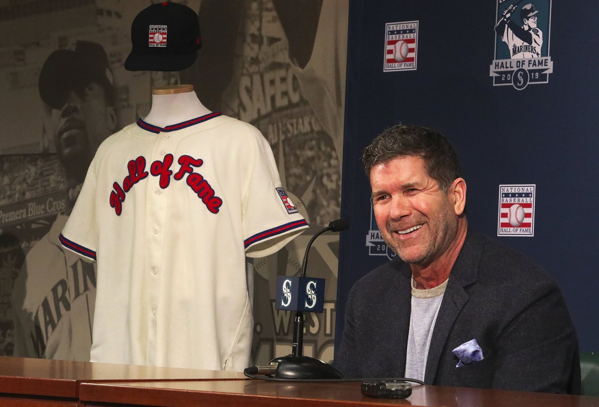 Edgar Martinez, Eve Ensler and 7 other author appearances to put