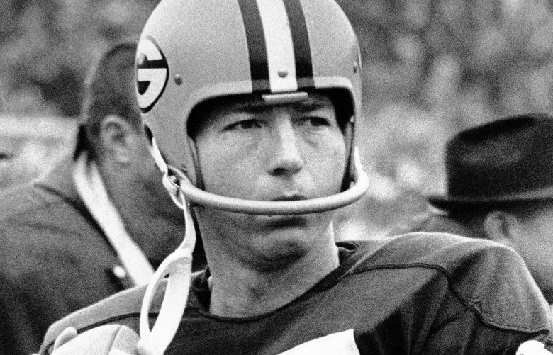 Bart Starr, whose Green Bay Packers dominated football, dies at 85