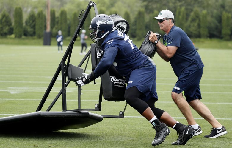 Duane Brown: Seahawks' O-line can be best in NFL