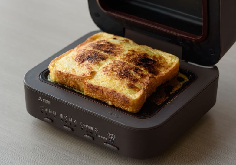 This Japanese Toaster Costs $270. It Only Makes One Slice at a Time