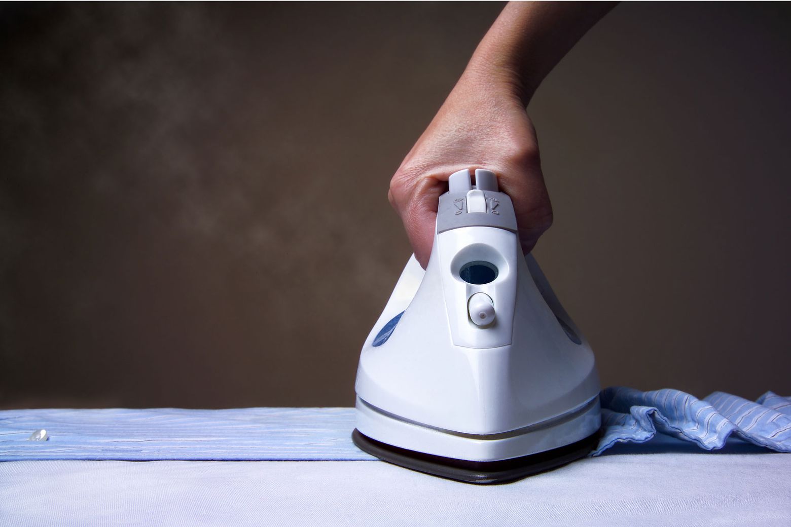 How to do steam ironing фото 21