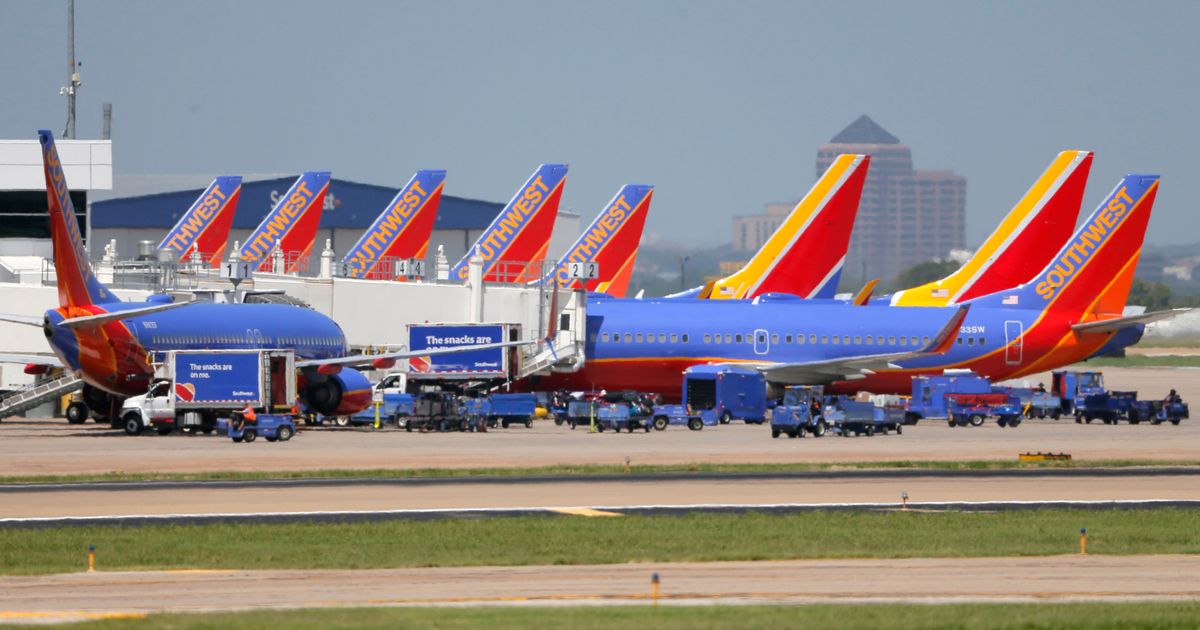 Southwest Airlines mechanics approve contract, 20 raise The Seattle