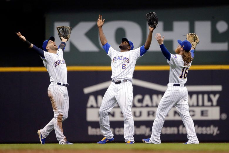 Ryan Braun's shot gives the Brewers the lead 