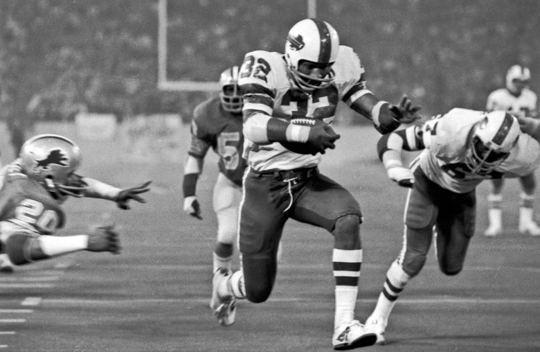 Bills let player wear O.J. Simpson's No. 32 for first time in 42 years