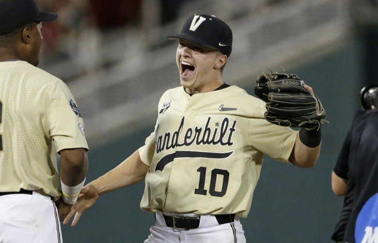 Vanderbilt's Ethan Paul leads a trio of Seattle-area players in the College  World Series