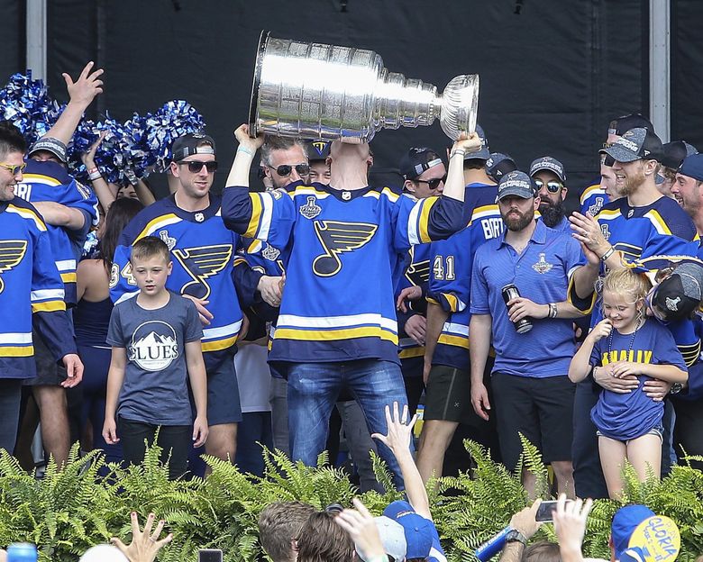 St. Louis Blues 2019 Stanley Cup Champion Large T-Shirt