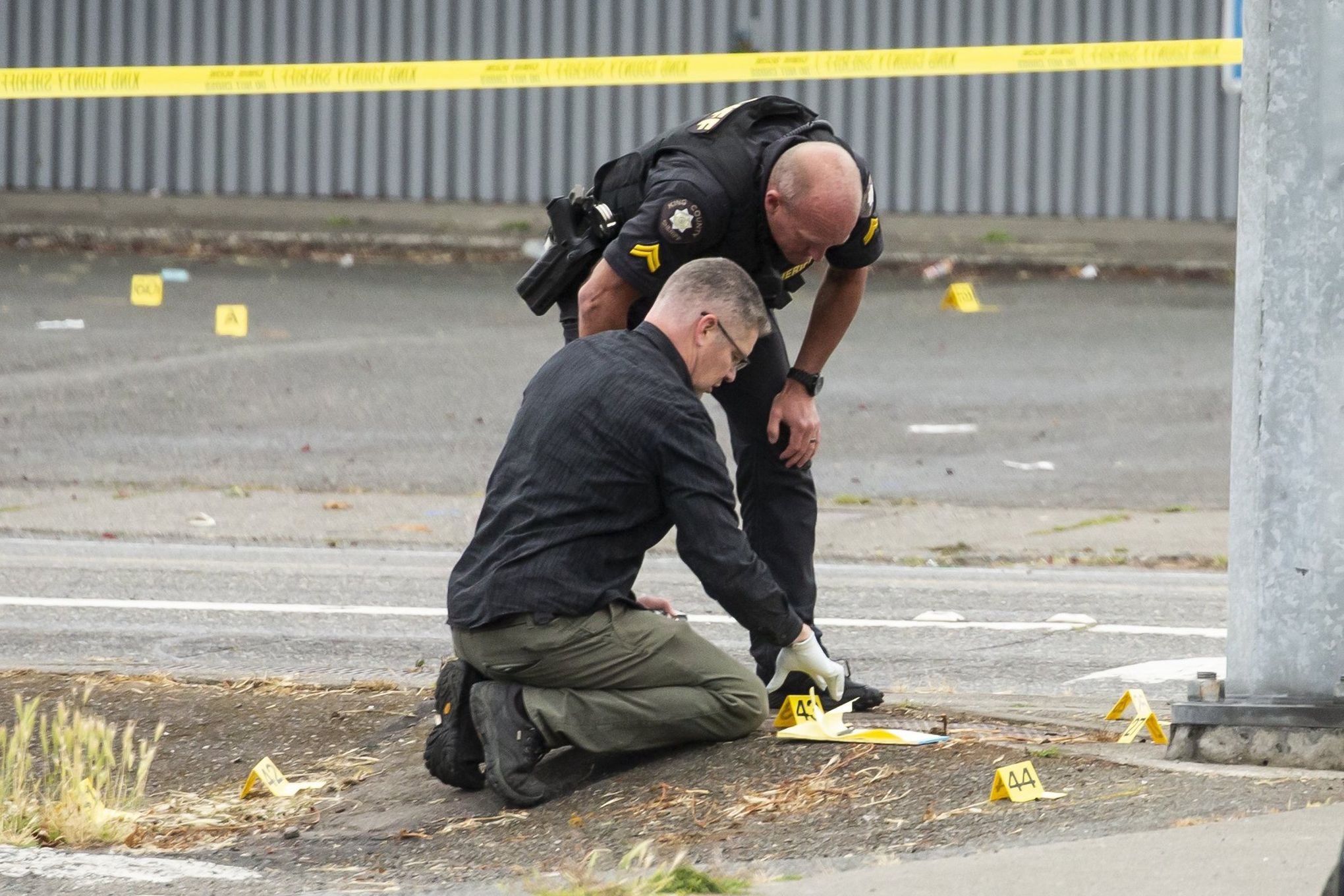 White Center shooting leaves 3 wounded | The Seattle Times