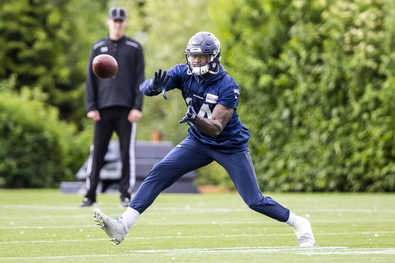 Is DK Metcalf's contract Seahawks' biggest question over QB battle