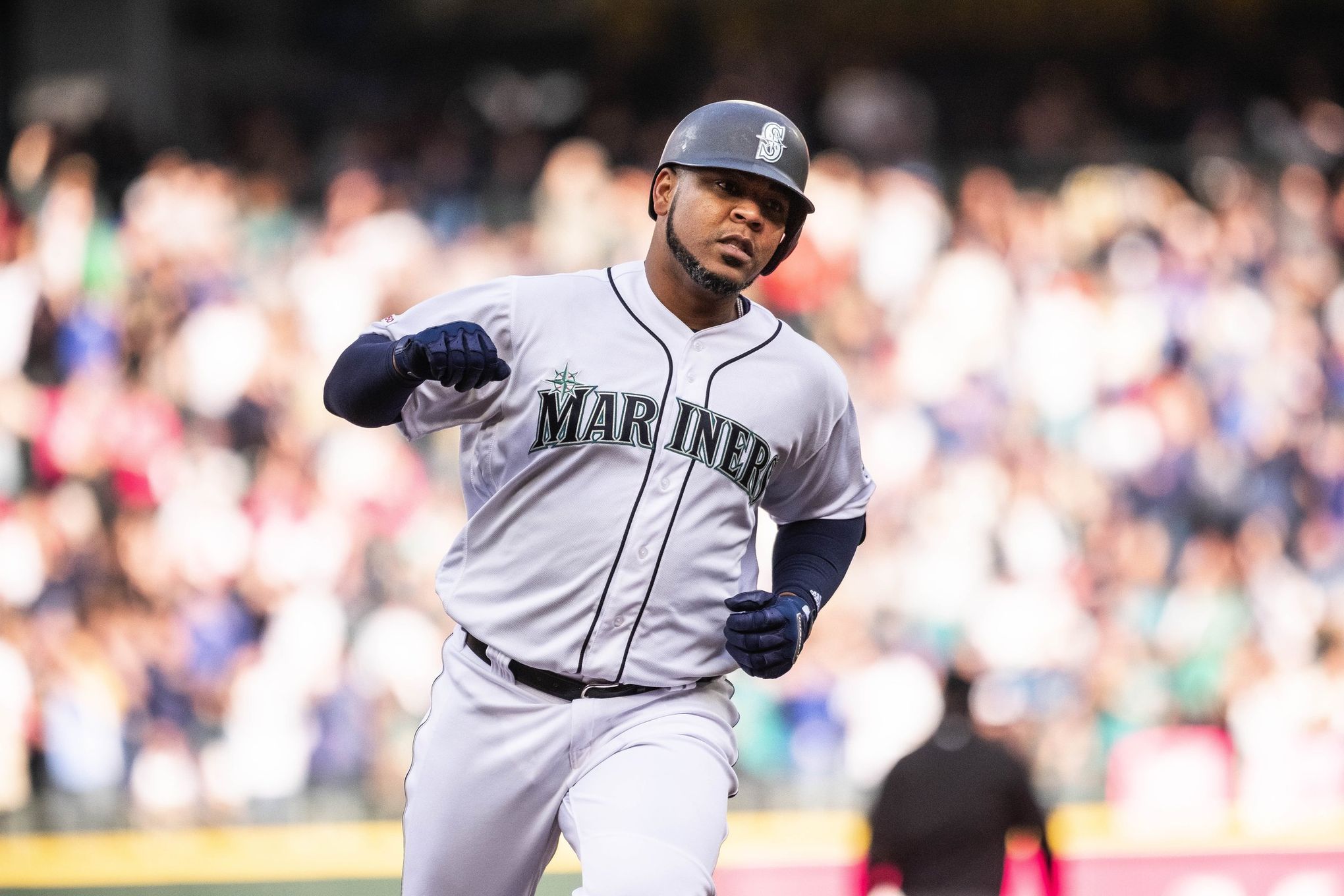 Now and Then? Mariners send Edwin Encarnacion to Yankees for prospect they  already traded away
