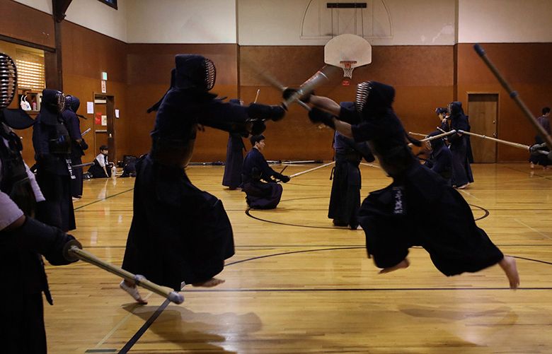 how to make a kendo sword