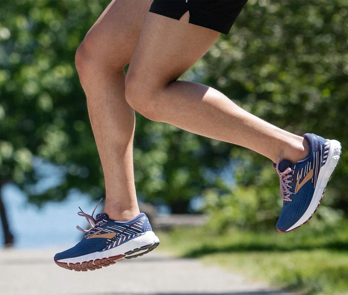 Brooks running shoes old on sale glory