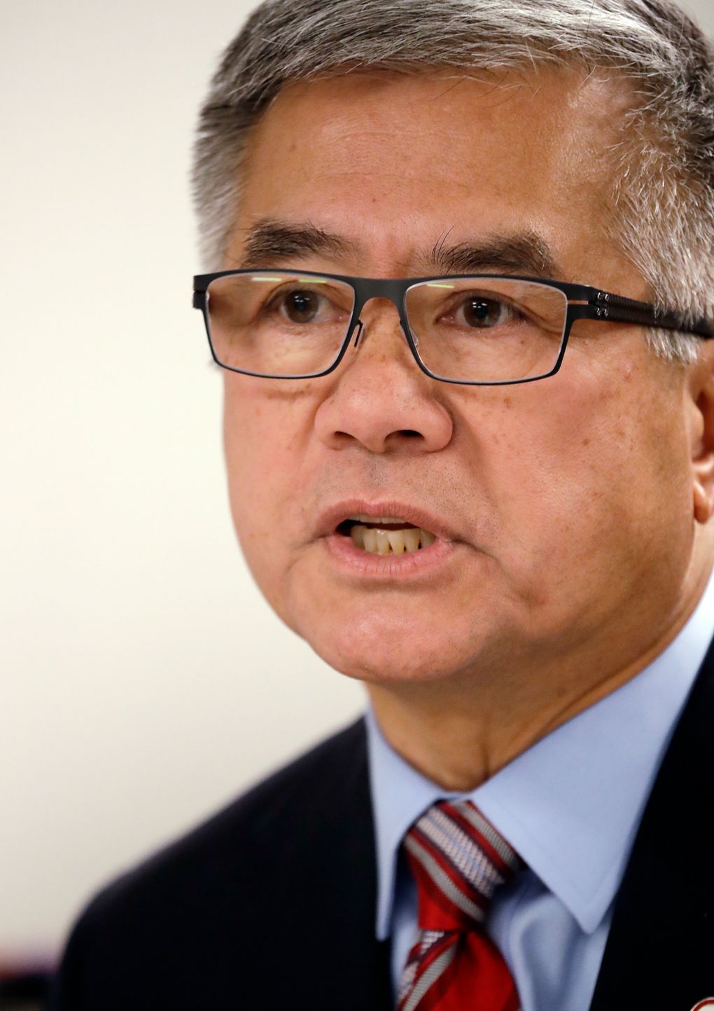 Former Washington Gov. Gary Locke, who oversaw the census a decade ago as U.S. Commerce Secretary, suggests filling out the census form accurately but leaving the citizenship question unanswered. (AP Photo / Elaine Thompson, File)