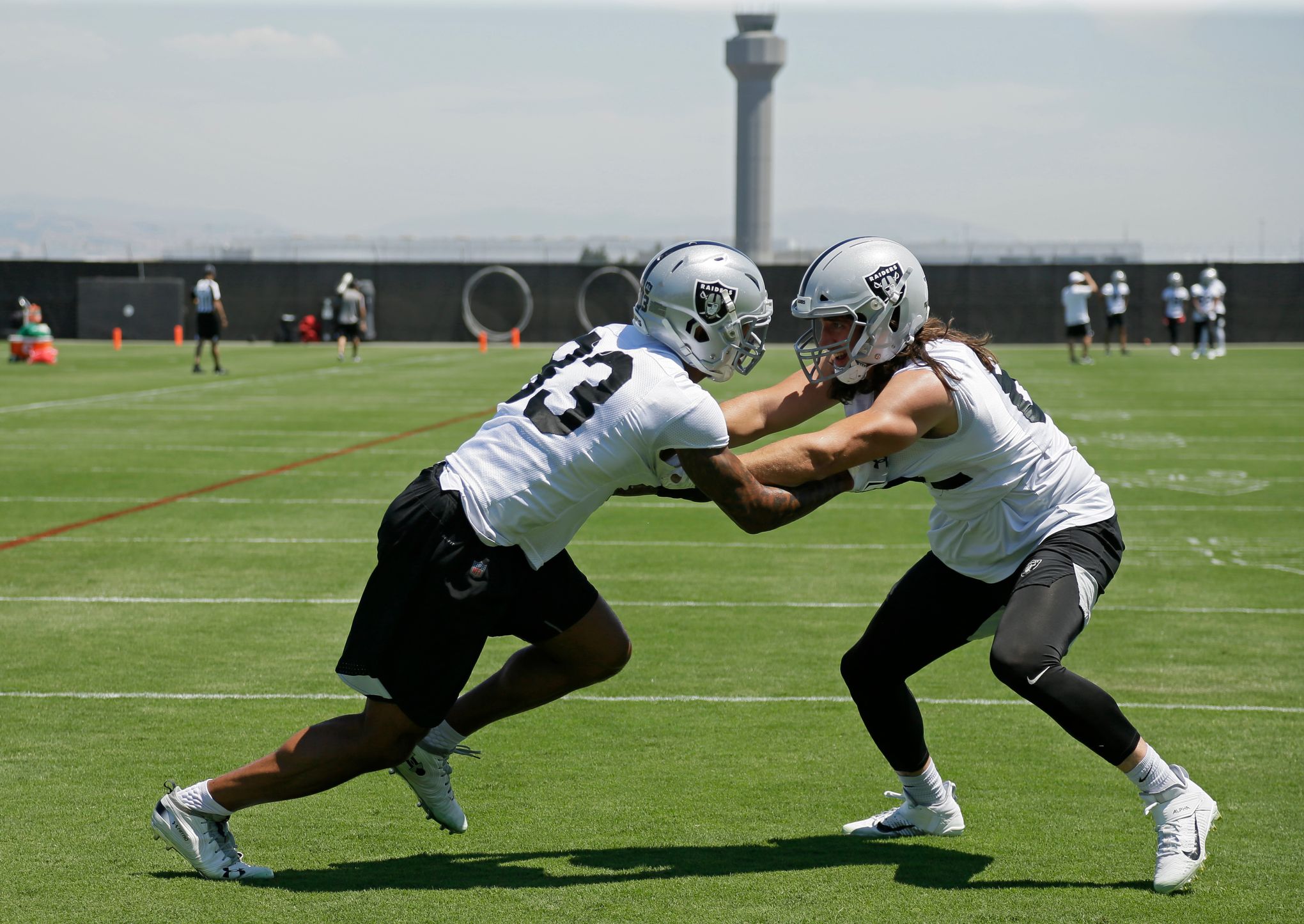 Raiders signing tight end Darren Waller from Ravens practice squad