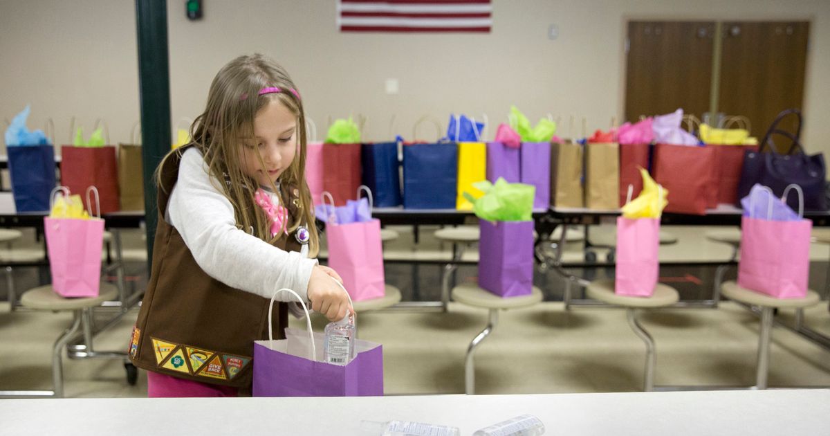 Girl Scout, 11, killed by falling tree at Indiana camp | The Seattle Times