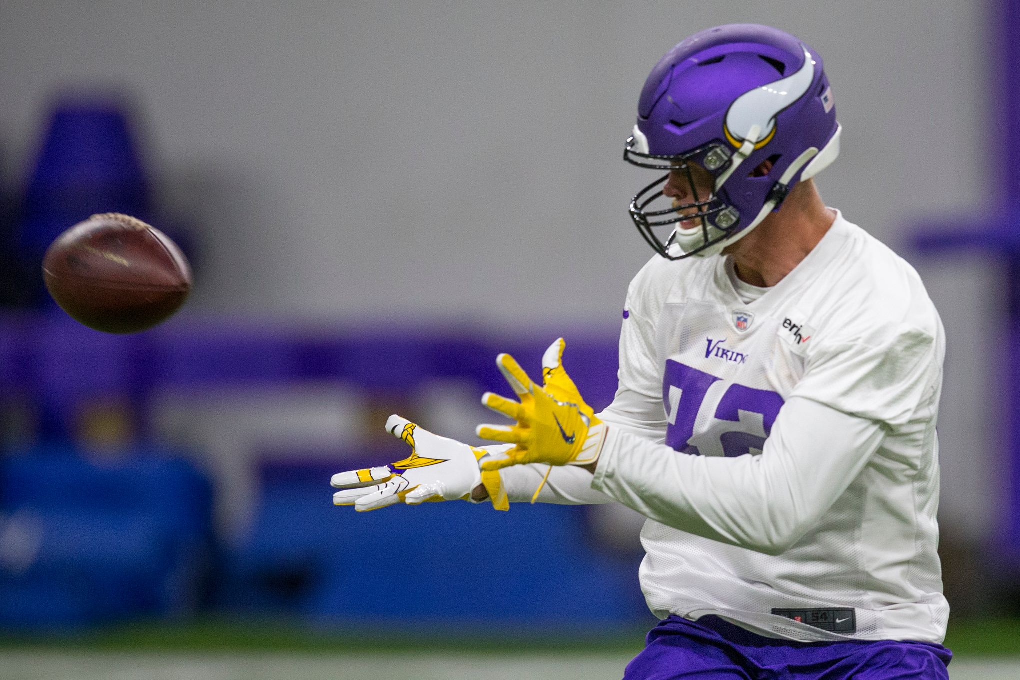 Former Vikings tight end Kyle Rudolph agrees to two-year deal with