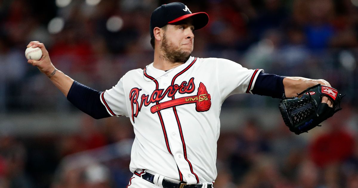 Braves reliever Swarzak on IL with shoulder inflammation | The Seattle ...