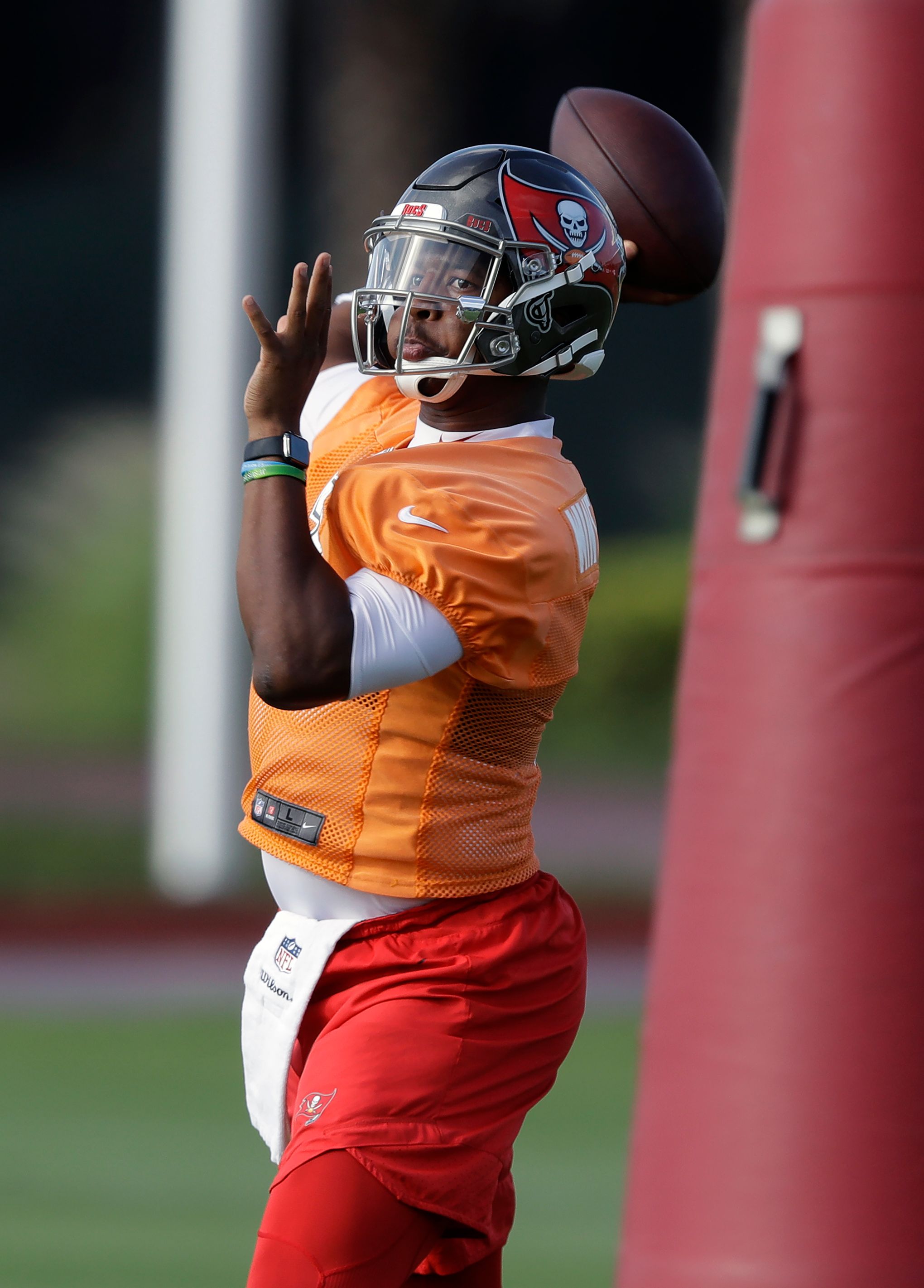 Winston, Buccaneers conclude offseason program