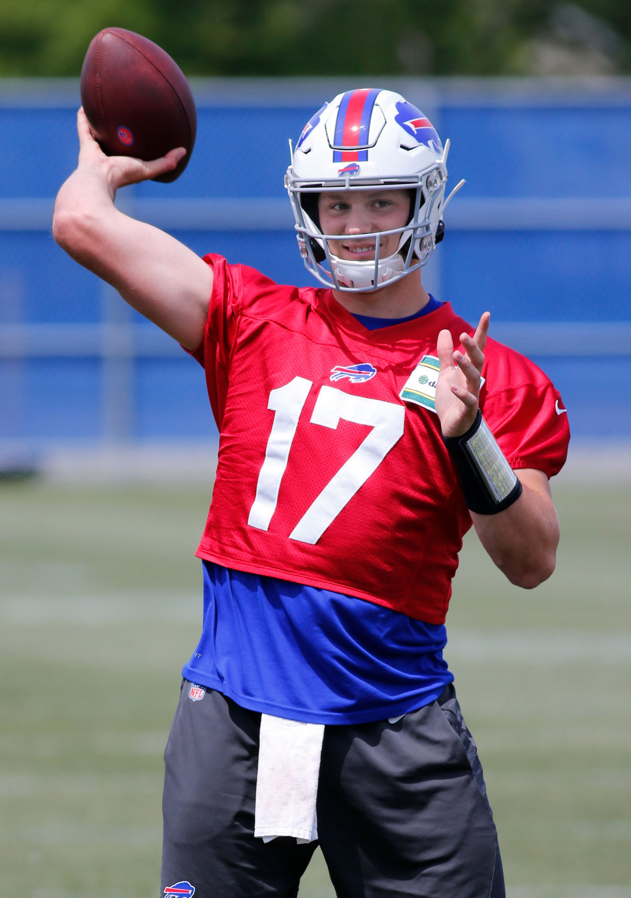 How far can Josh Allen throw? Bills QB's record explored