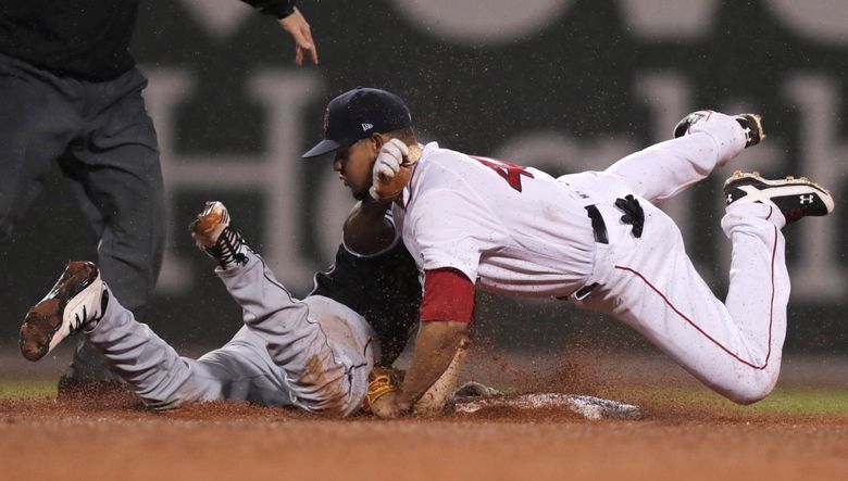 Tim Anderson exits White Sox game with injury